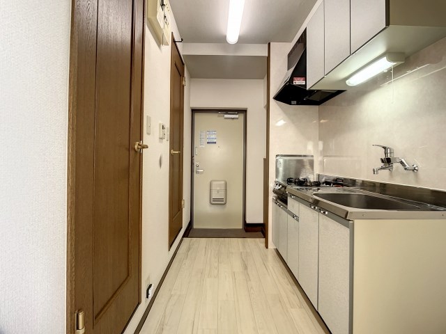 サリエンテ代官山Ⅱ 玄関