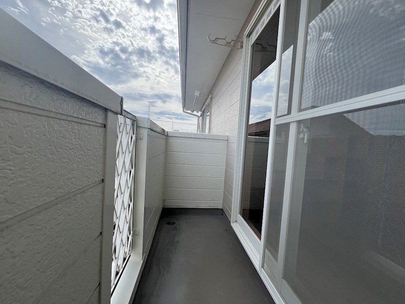 ビバリーハウスＷＥＳＴ ベランダ