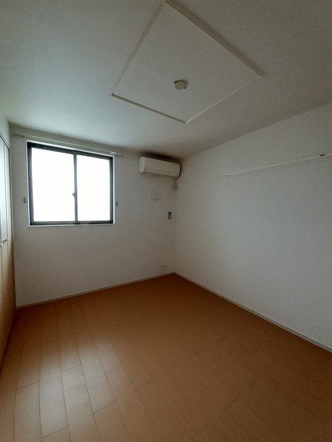 ハピネスハウスⅢ ベッドルーム