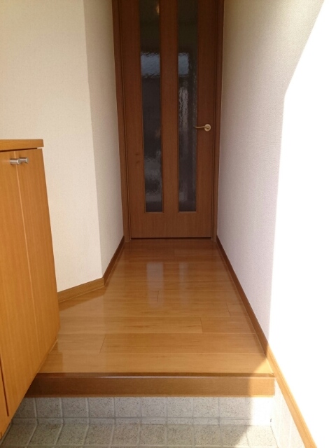 ボンジュール 玄関