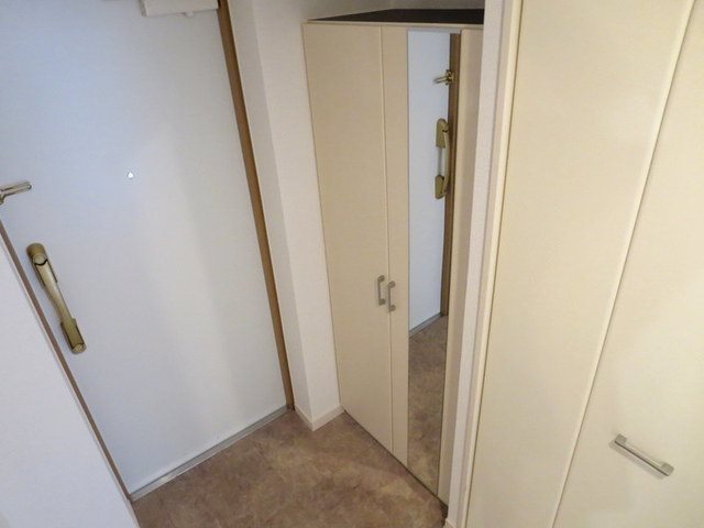 カーサ・ドマーニ 玄関