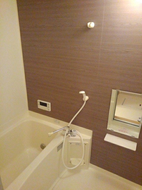 クィーンシャーロット 風呂画像