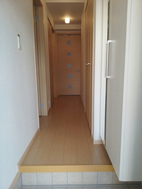 ヴィラ　フィオーレ 玄関