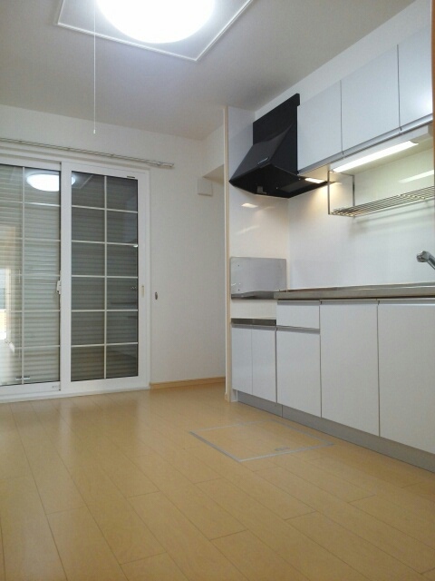 ヴィラ　フィオーレ リビング