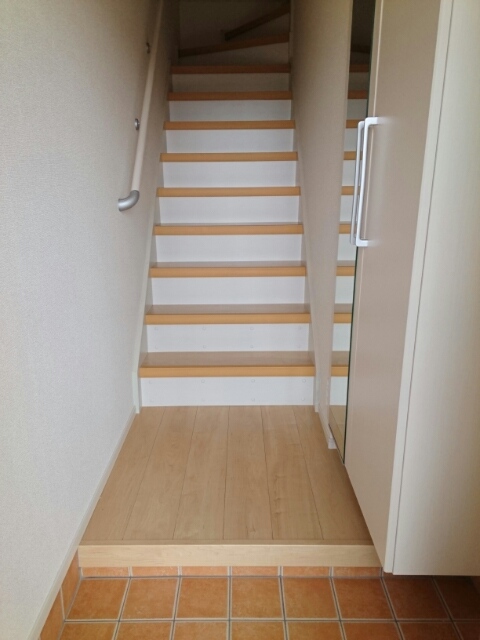 サン・フィールド 玄関