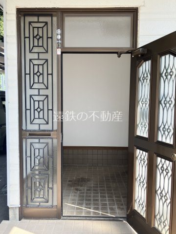 蜆塚一丁目貸家 玄関