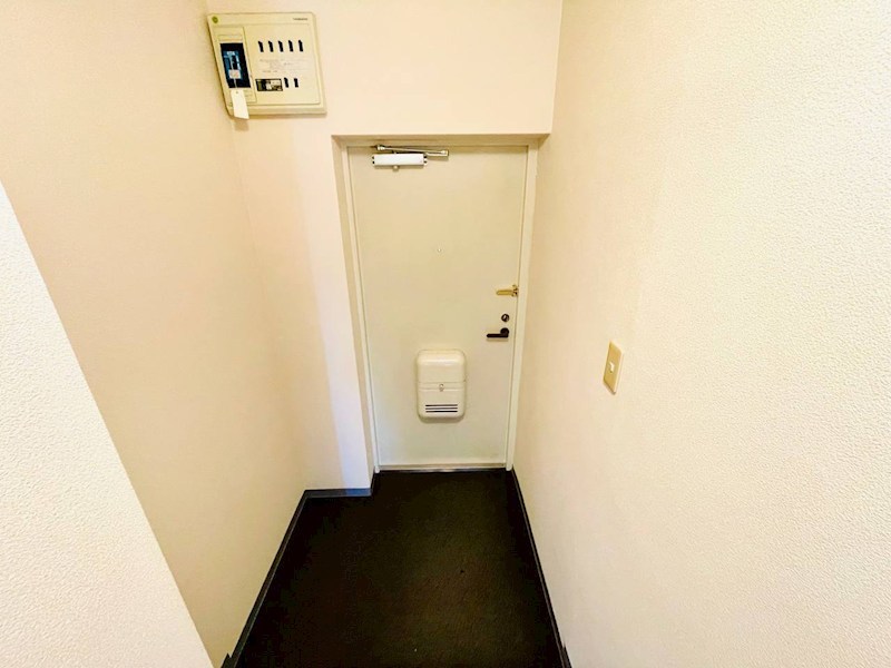 カルカソンヌ 玄関