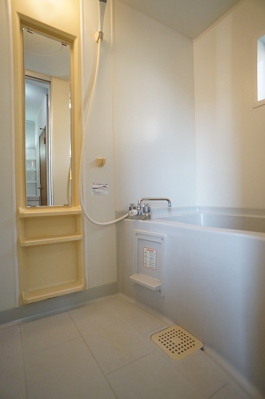 ライラックB 風呂画像