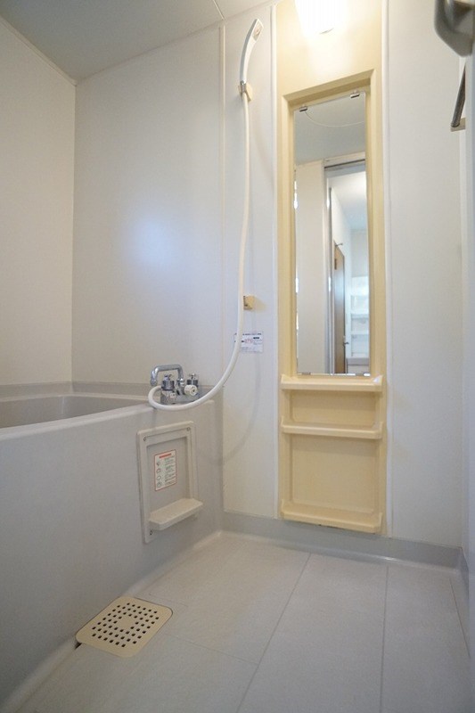 ライラックB 風呂画像