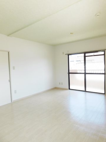 サンブライトン リビング