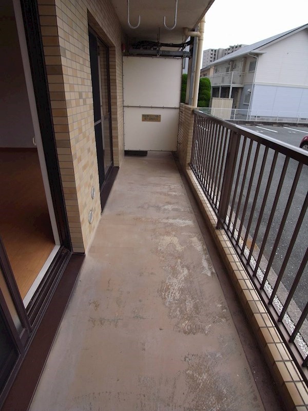 リヴェールセントラルハイツ ベランダ