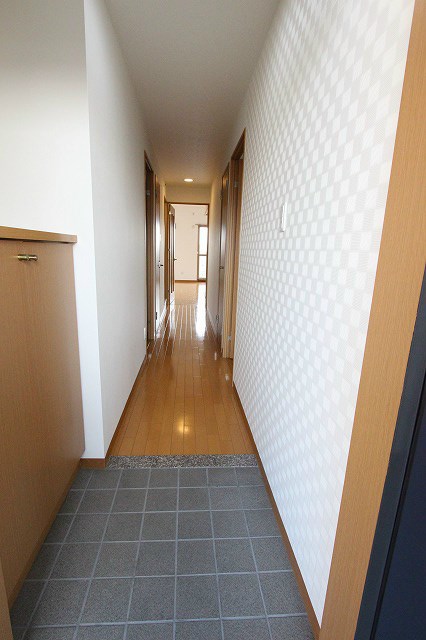 ライ・レ・ローゼ 玄関