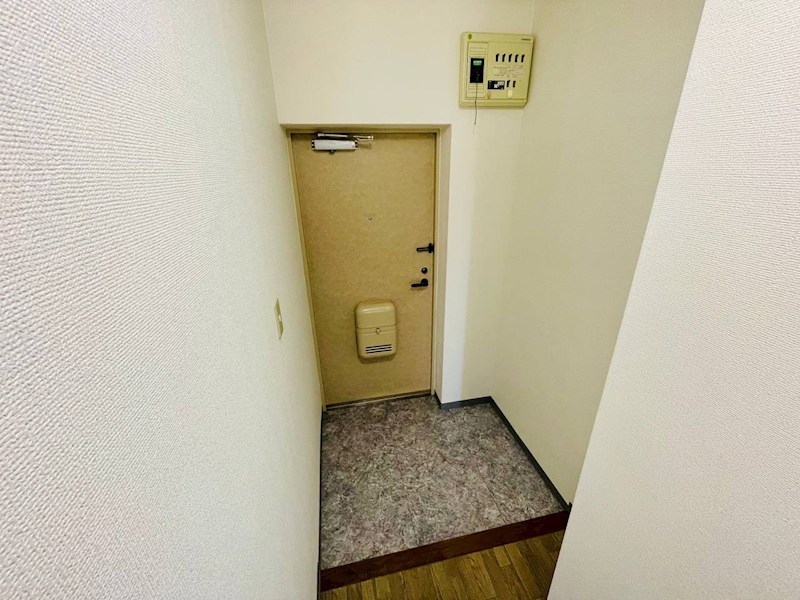 カルカソンヌ 玄関