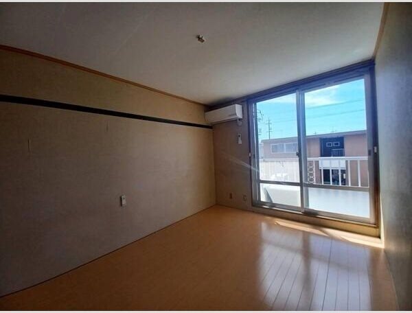 ビラ・セゾンA リビング