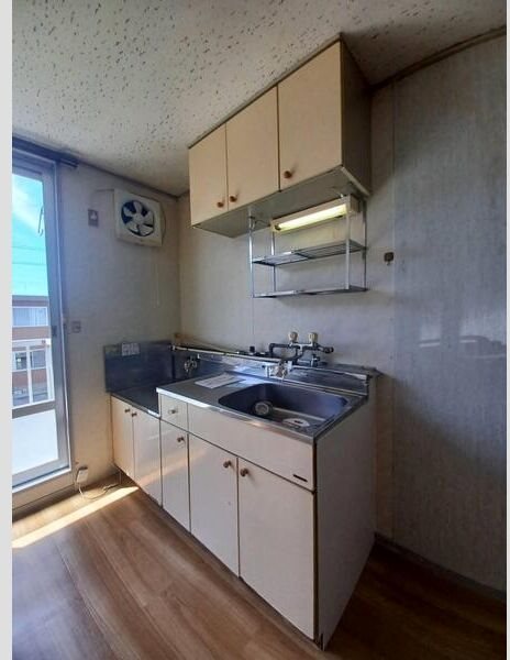 ビラ・セゾンA キッチン