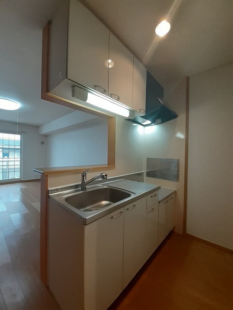 ブロード・センＡ キッチン