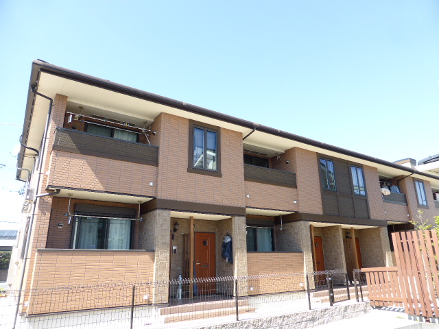 メゾン・ド・ファミーユ 102号室 外観