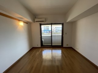 野中第6マンション リビング