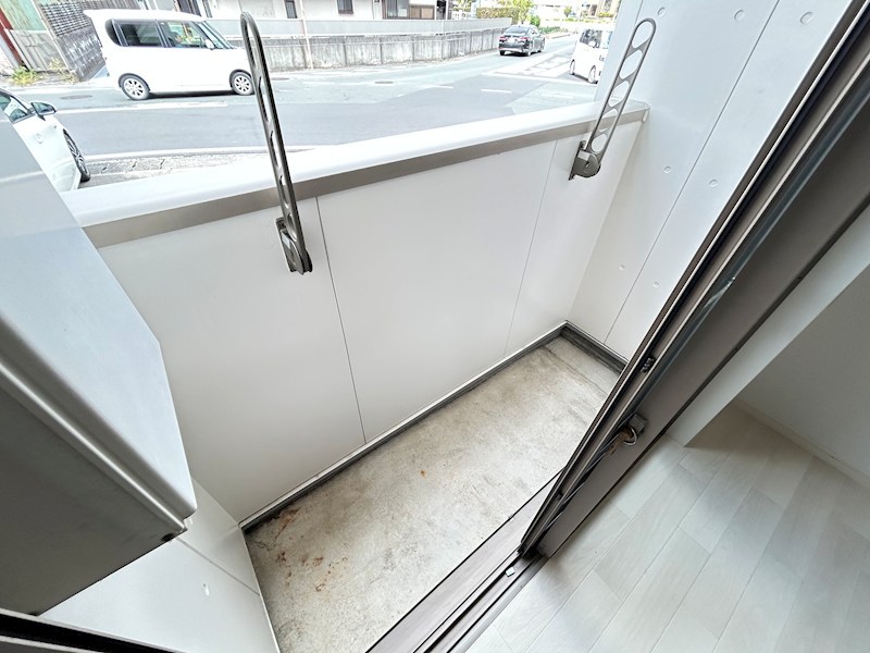 クレフラスト市野町 ベランダ