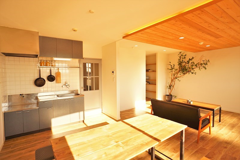 ロイヤルシティ高丘 401号室 外観