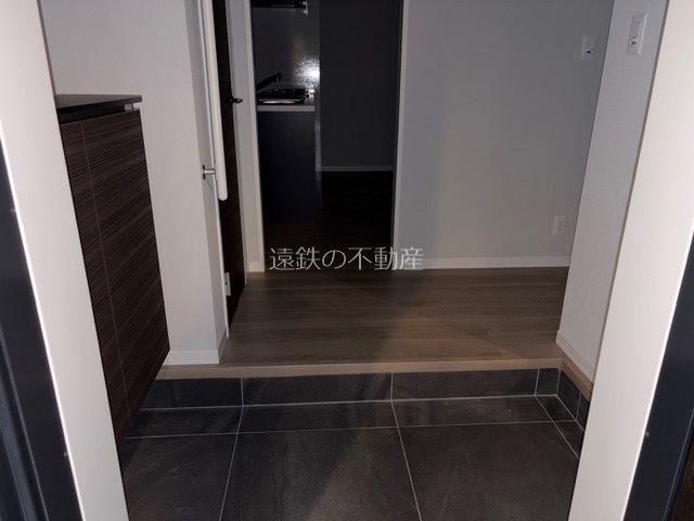 グランディア古川 玄関