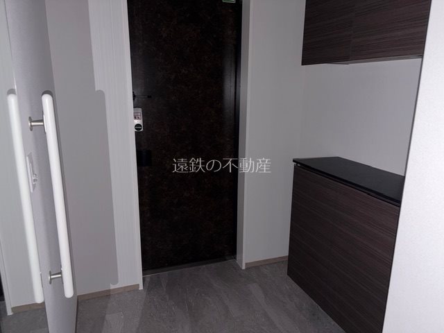 グランディア古川 玄関