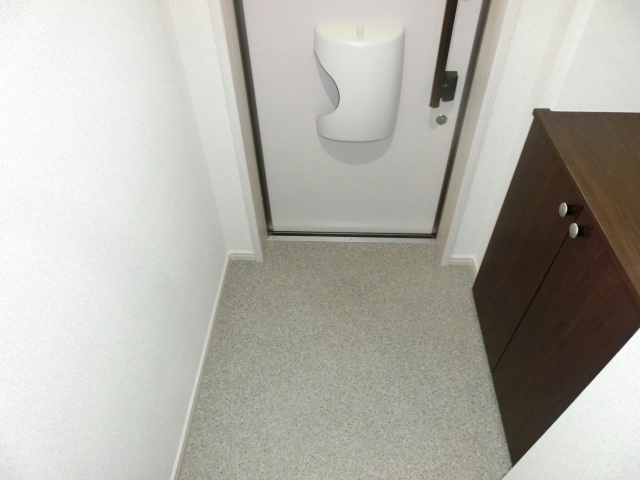 メゾンドリヴァージュ 玄関