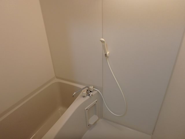 Mansion JULIAⅡ（マンションジュリアツー） 風呂画像