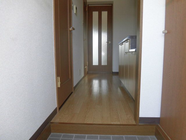 ユートピアマツバラ 玄関