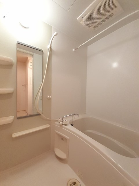 メゾン・カルム 風呂画像