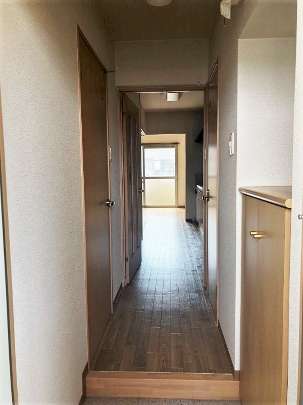 フォーシーズン 玄関