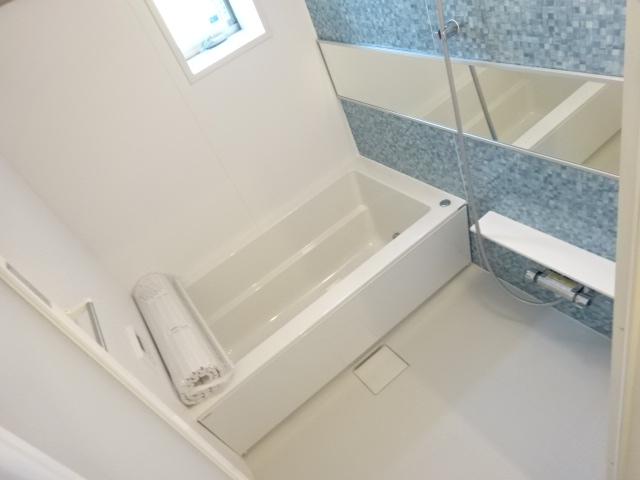 シーダー初生 風呂画像