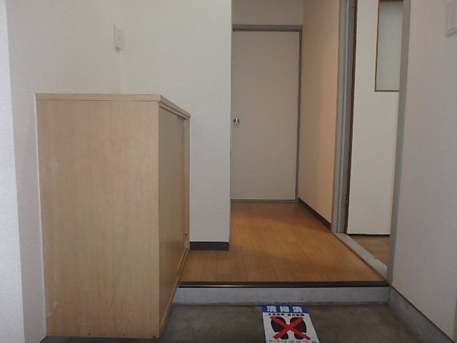 マンションラフィーネ 玄関