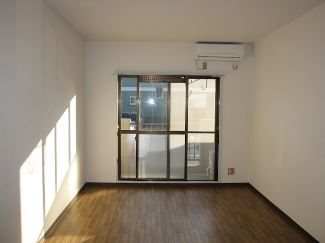 シャンブル永野 リビング