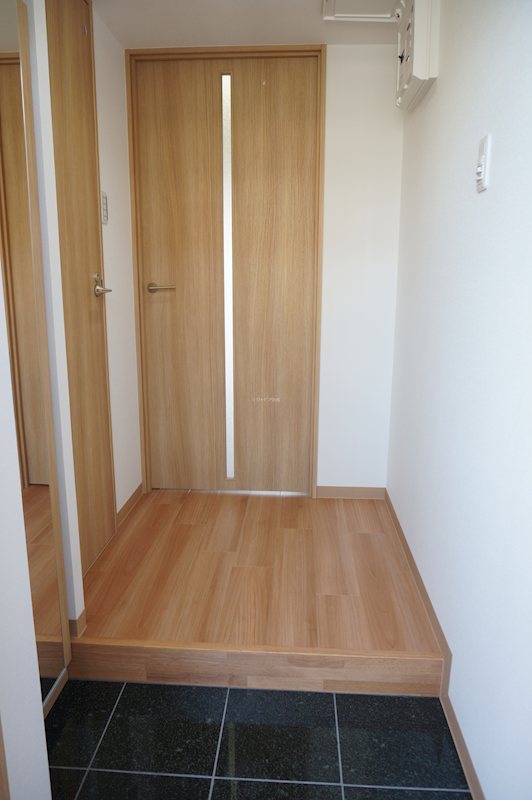 アヴニール（avenir） 玄関