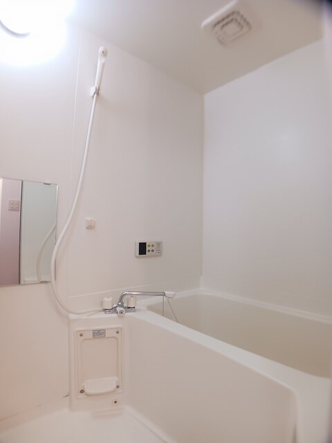 グリーンフィールドＢ 風呂画像