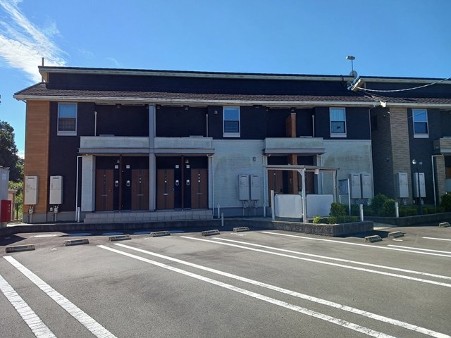 ベラルーチェA 203号室 外観