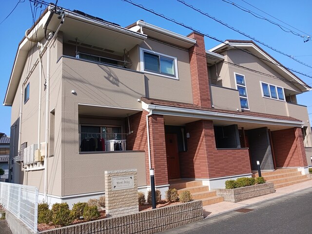 ウエスト インレット 203号室 外観