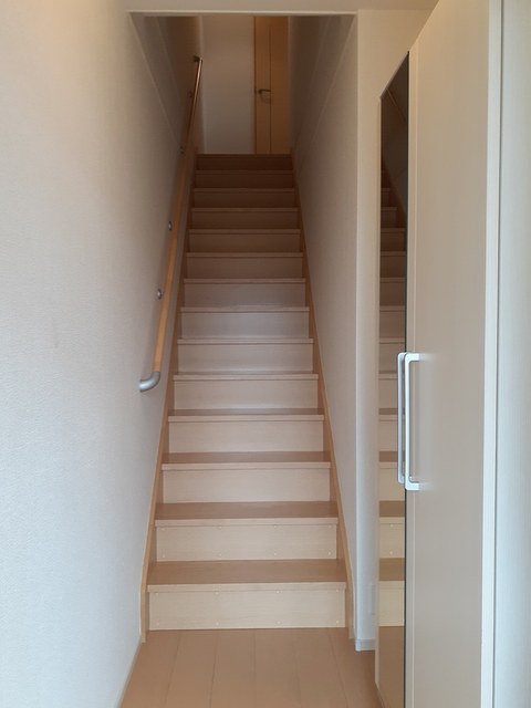 ウエスト　インレット 玄関