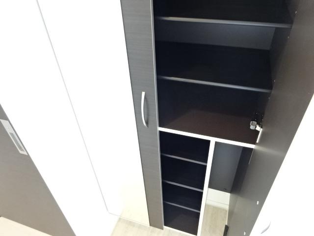 サンティエ・フチュール(Scintiller・Futur) その他9