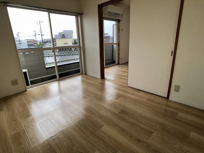 ラ・ファミーユ リビング