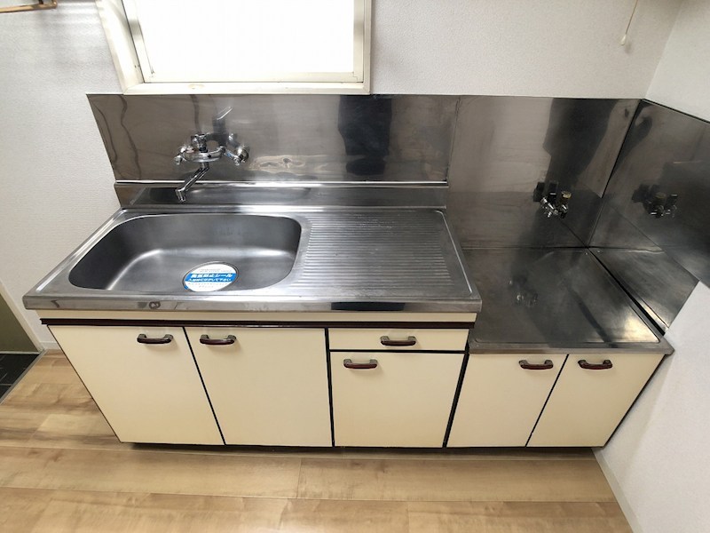 ラ・ファミーユ キッチン