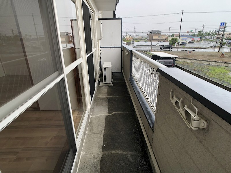 ラ・ファミーユ ベランダ