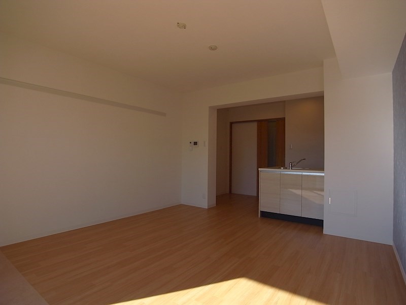 アソシエ PLUS リビング