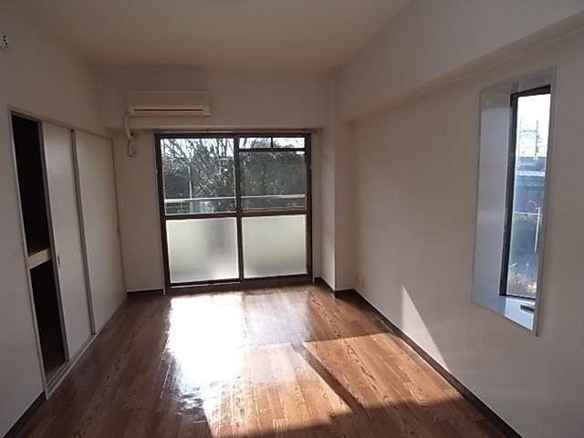 サンリバーハイツ リビング