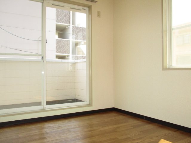 ビバリーハウス細島Ａ リビング