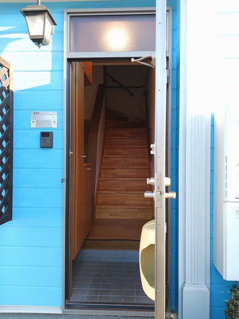 ウエストパレスＢ 玄関