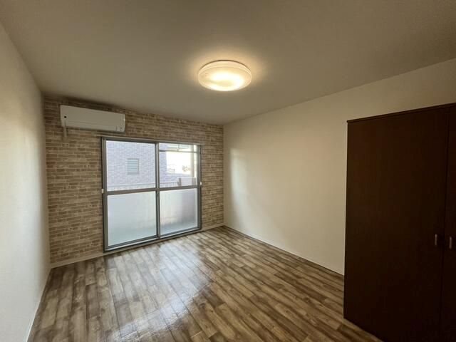 サンテラス初生 リビング