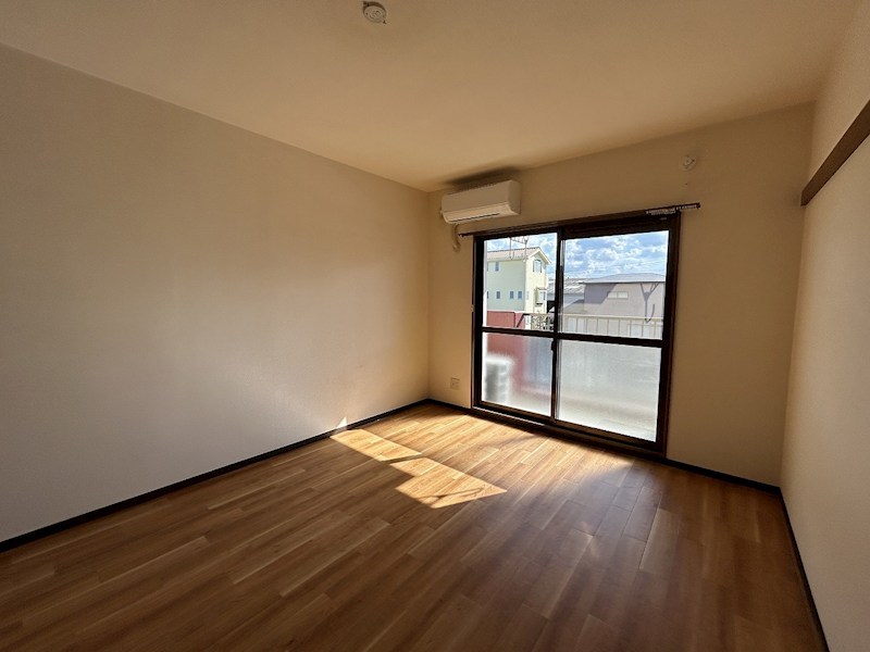 ビアンクルー リビング