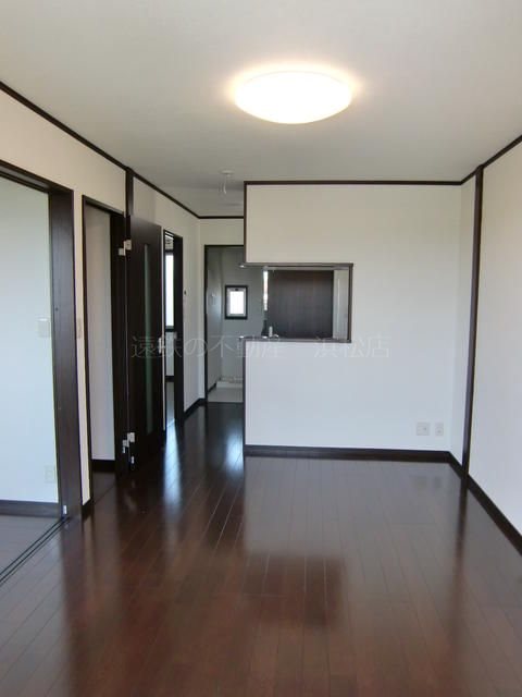 プレシャスコート リビング